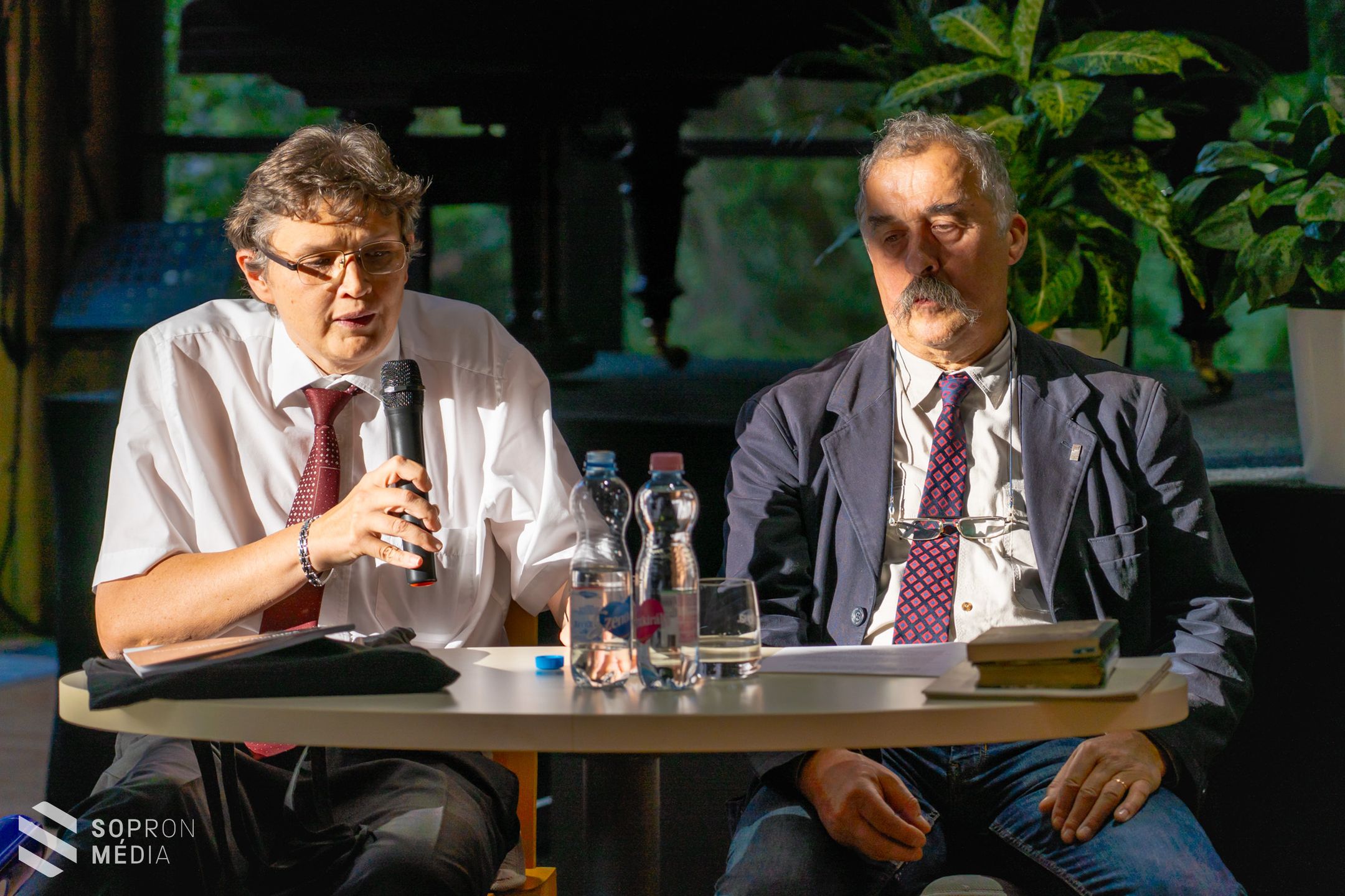 Történelmi tisztánlátás - hiánypótló könyv született a Soproni Egyetem diákságának hőstetteiről