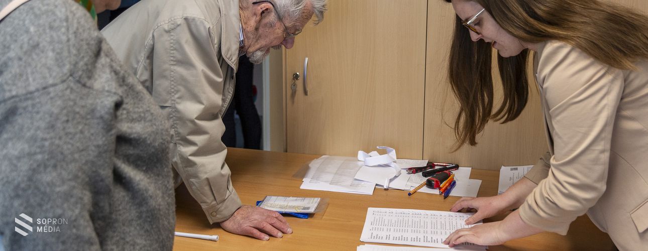 LED-csereprogram: május 3-án is átvehetik az igényelt izzókat az érintettek