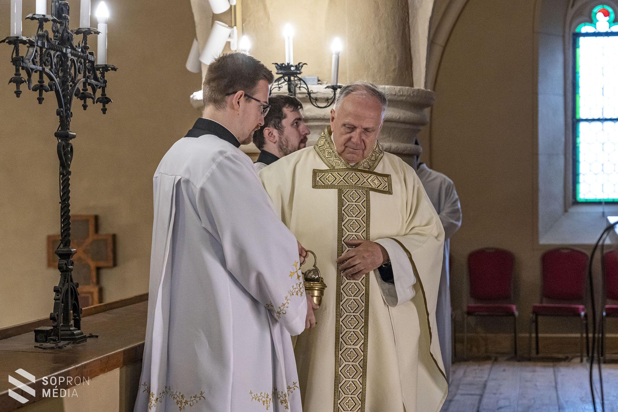 Megáldották a Szent Mihály-templom felújított orgonáját