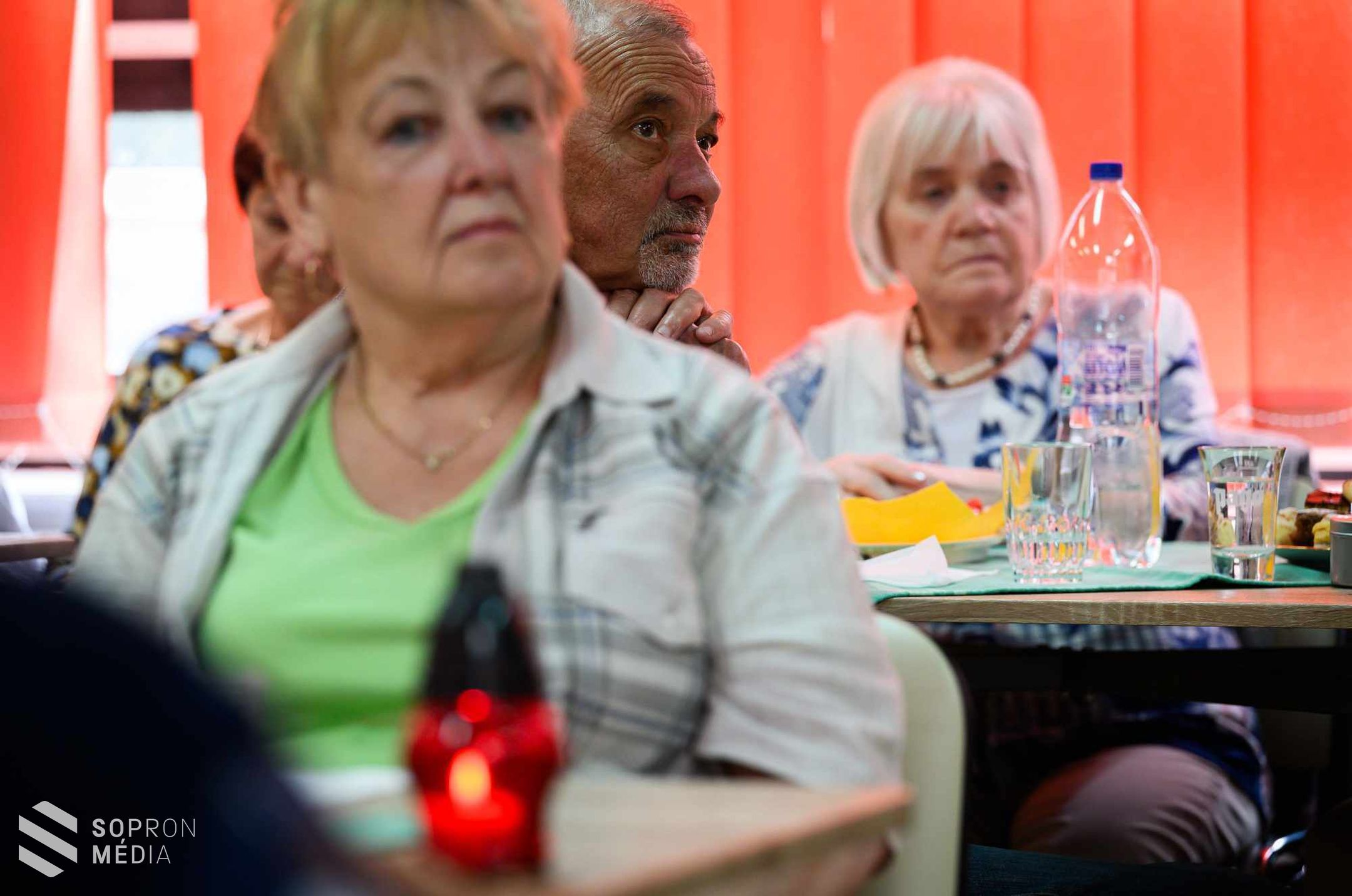 Anyák napi ünnepség a Lővéri Nyugdíjas Klubban