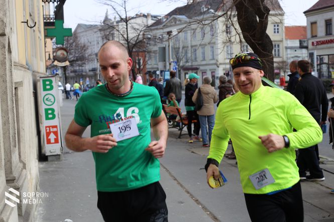Már az első évben népszerű volt: csaknem 320-an vettek részt a Szent Patrik-napi futáson, Sopronban 