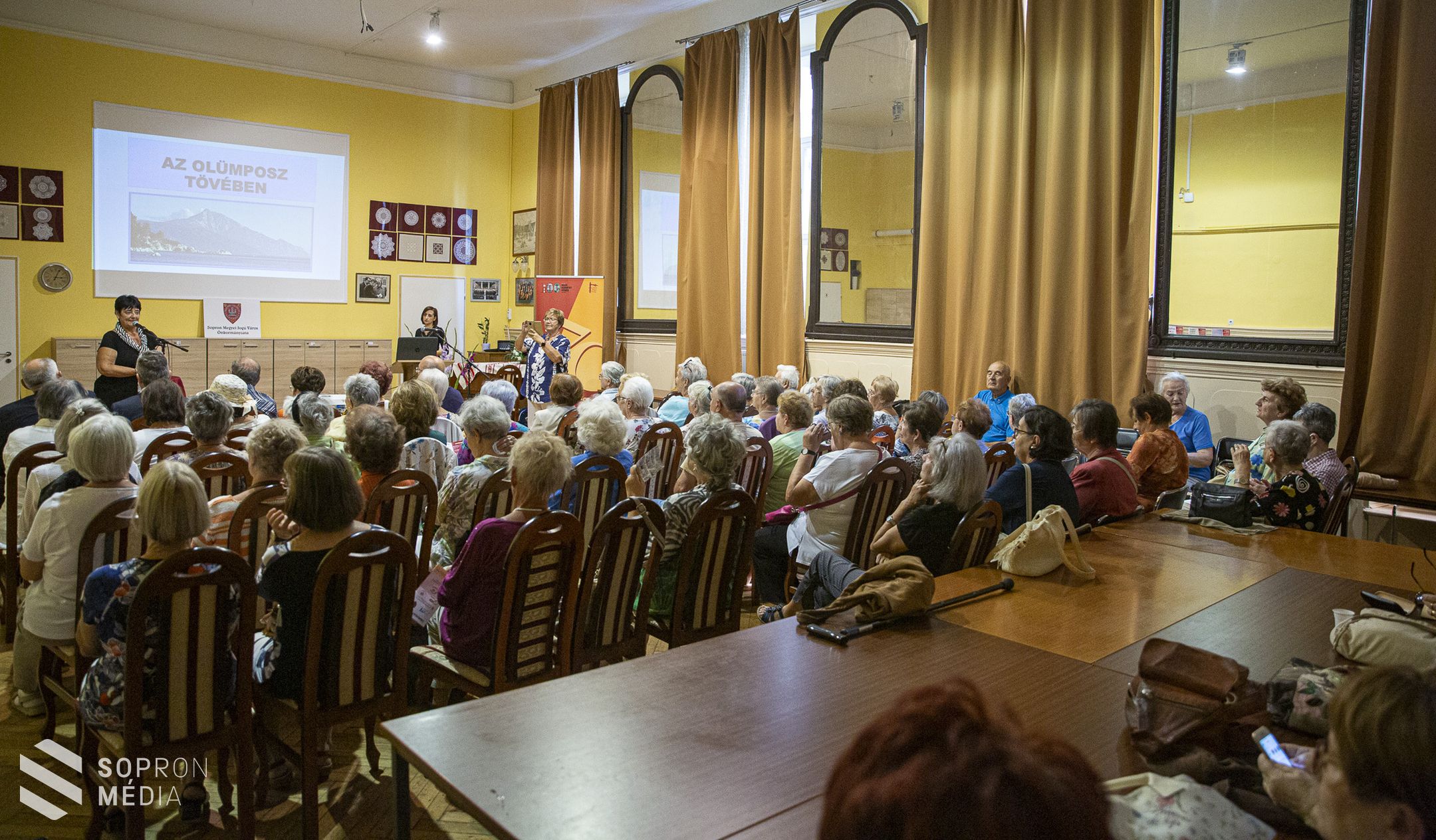 Ünnepélyes évindítót tartott a Pedagógusok Soproni Művelődési Háza