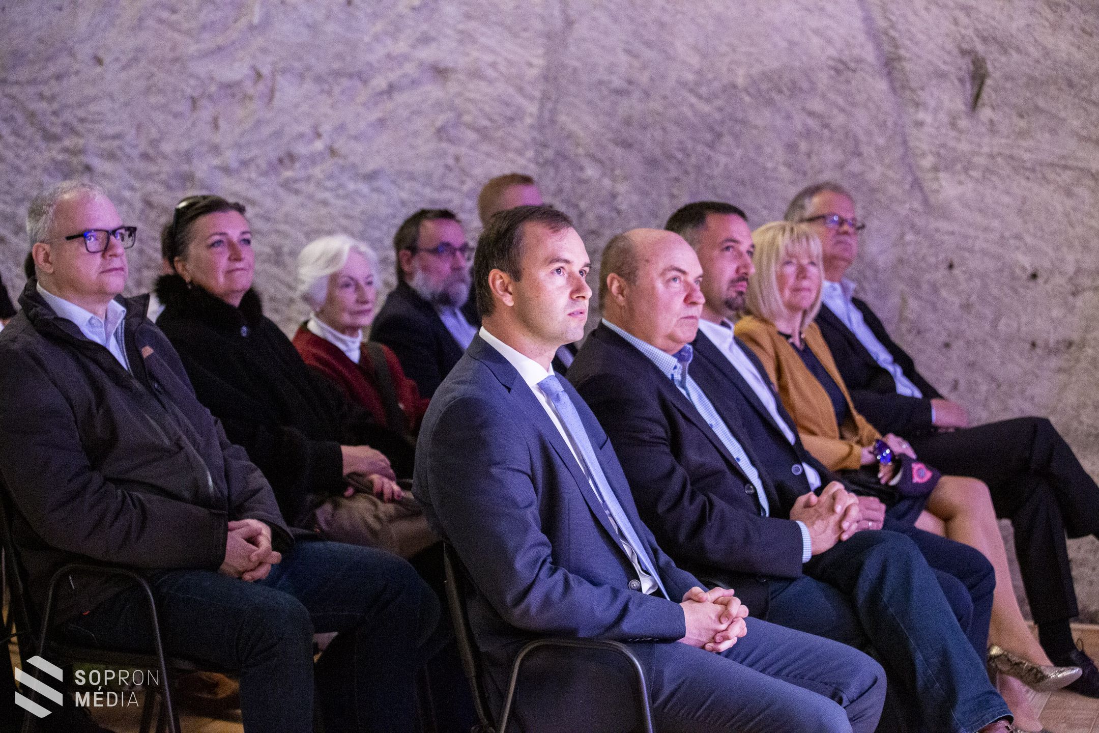 Új kamaratermet alakítottak ki a fertőrákosi barlangszínházban