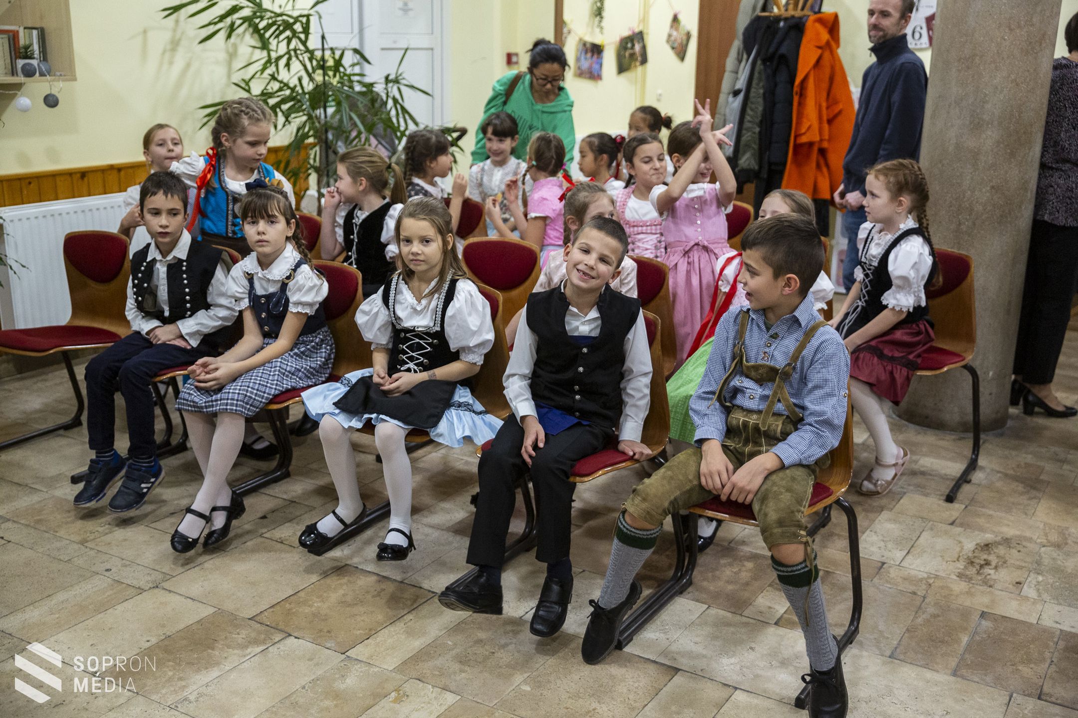 Mesterségünk címere – jubileumi gálaműsort rendezett a Testvériség Táncegyüttes