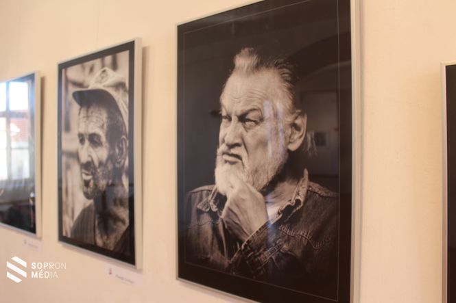ARCok pop-up fotókiállítás alkotásai 