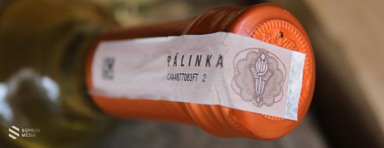 Az otthoni pálinkafőzéshez párlat adójegy is szükséges