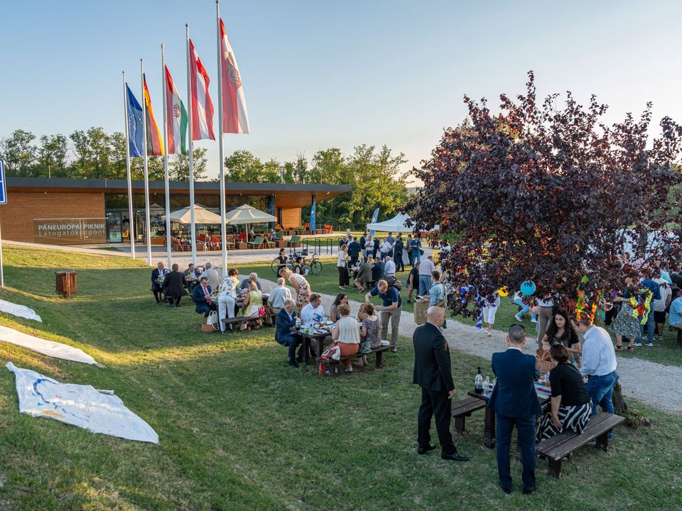Ünnepi megemlékezés a Páneurópai Piknik és határáttörés 36. évfordulója alkalmából