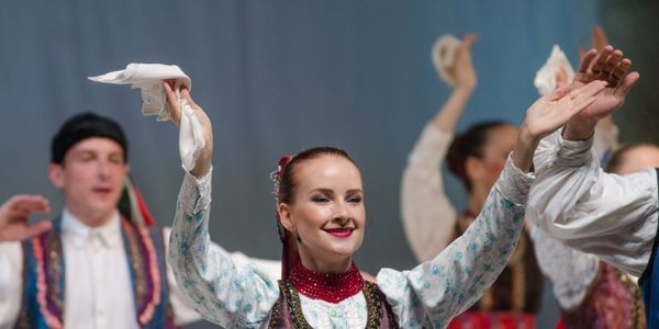 Magyar rapszódia - Magyar Állami Népi Együttes