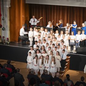 Hangverseny az adventi készülődés jegyében