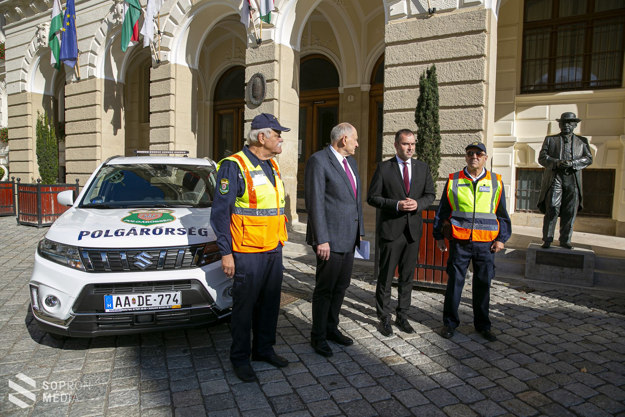 Új autóval gazdagodott a polgárőr egyesület - Még hatékonyabban tudják szolgálni a város közbiztonságát