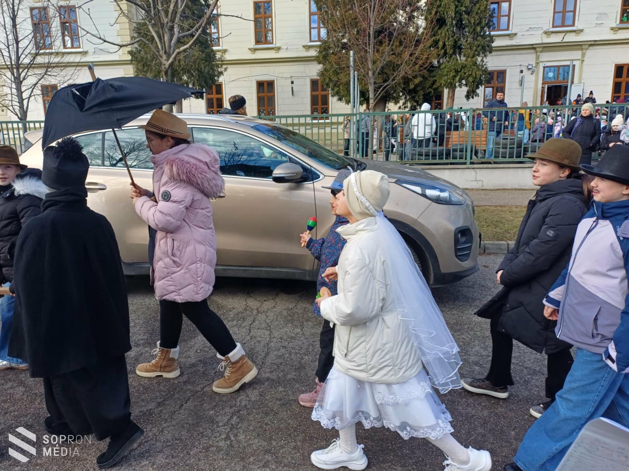 Vidám télbúcsúztatás Bánfalván