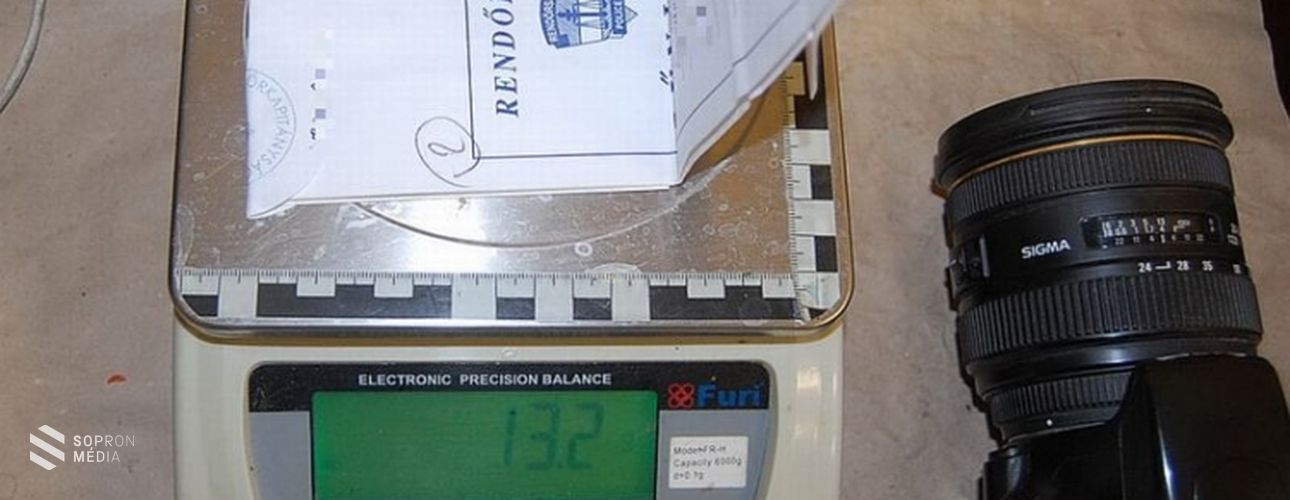 Jogosítvány nélkül közlekedett, drog hatása alatt