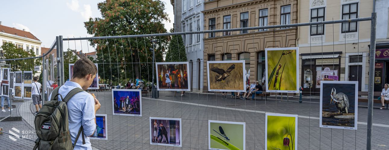 Háromnapos szabadtéri fotókiállítás nyílt a Várkerületen