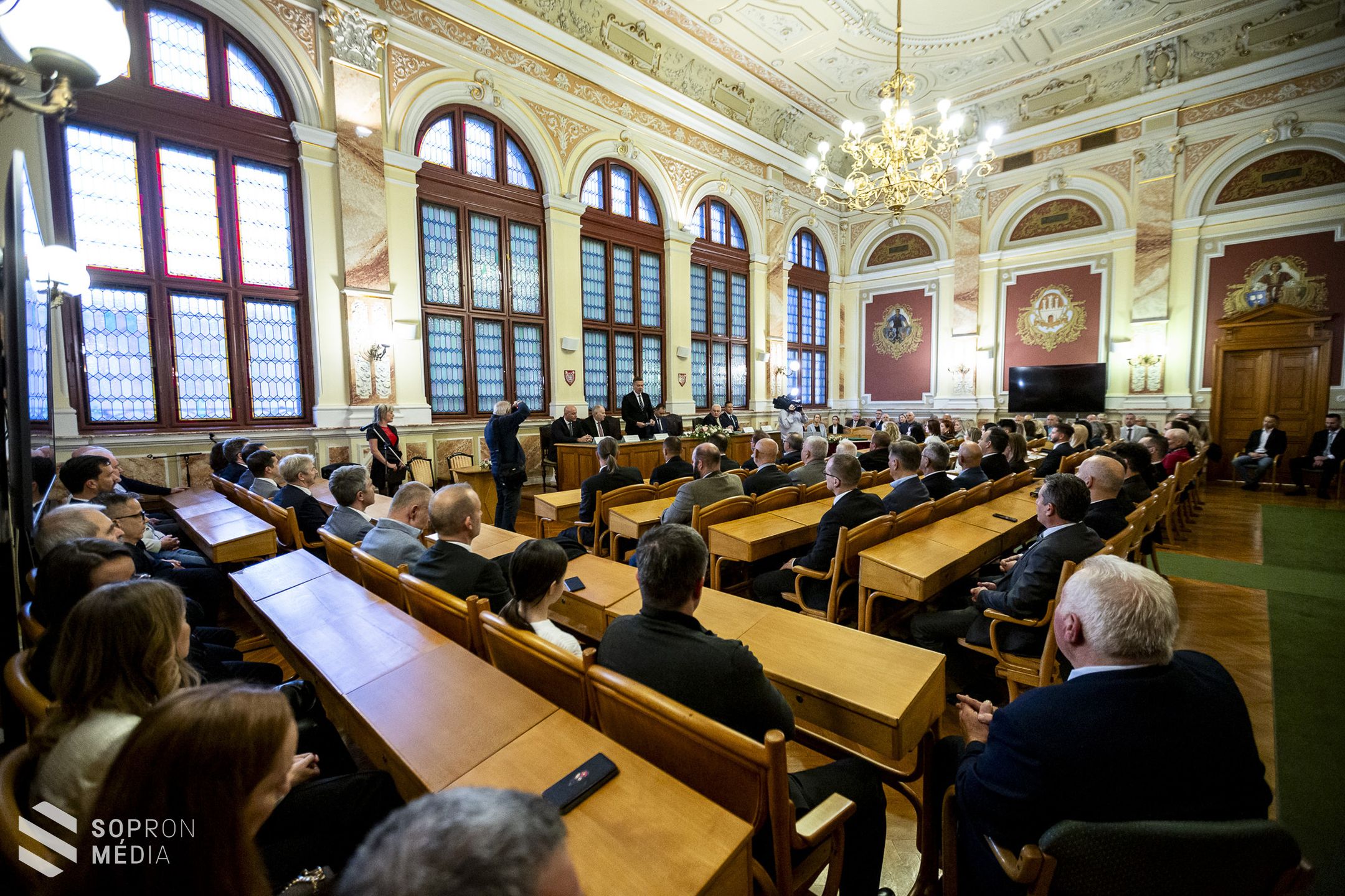 A város gazdasági életének ünnepe a virilisták köszöntése
