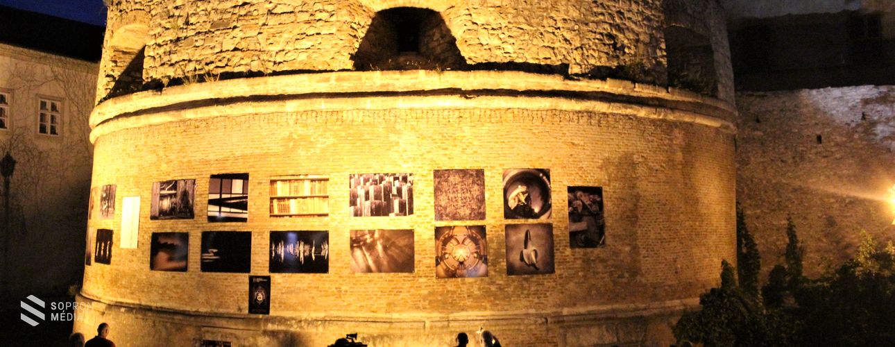 Enigma a soproni Várkerületen