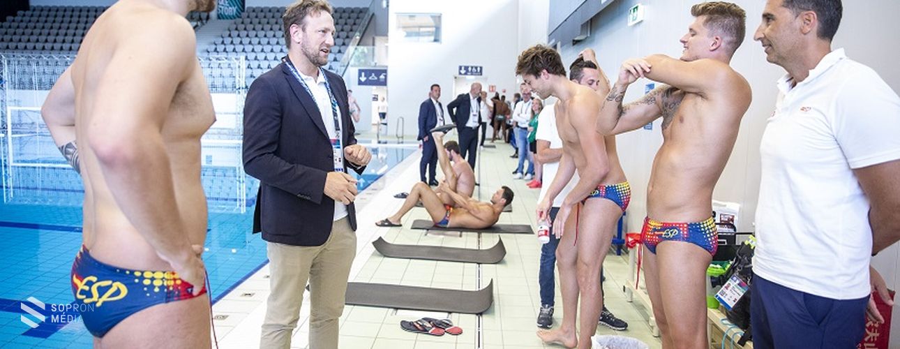 Elégedett a FINA vezérigazgatója a Lőver Uszodával
