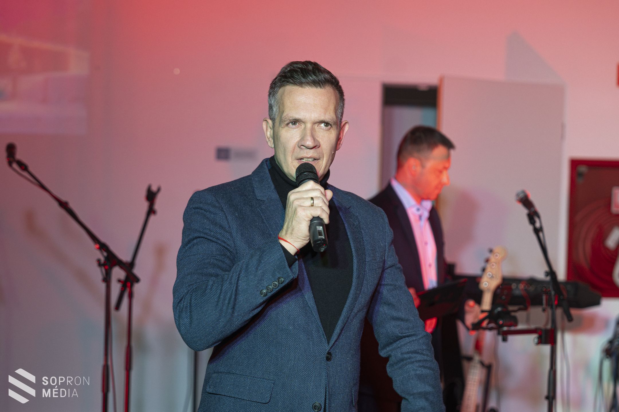 Karácsonyi évzáró: A Lőver uszoda Sopront is felhelyezte a vizes sportok térképére