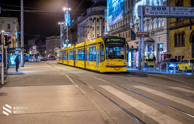 A budapesti utcakép ma már elképzelhetetlen a mosolygó Combinók nélkül 