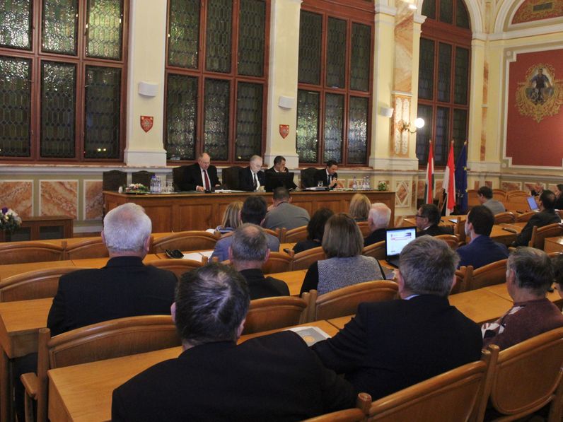 Közmeghallgatás volt Sopronban
