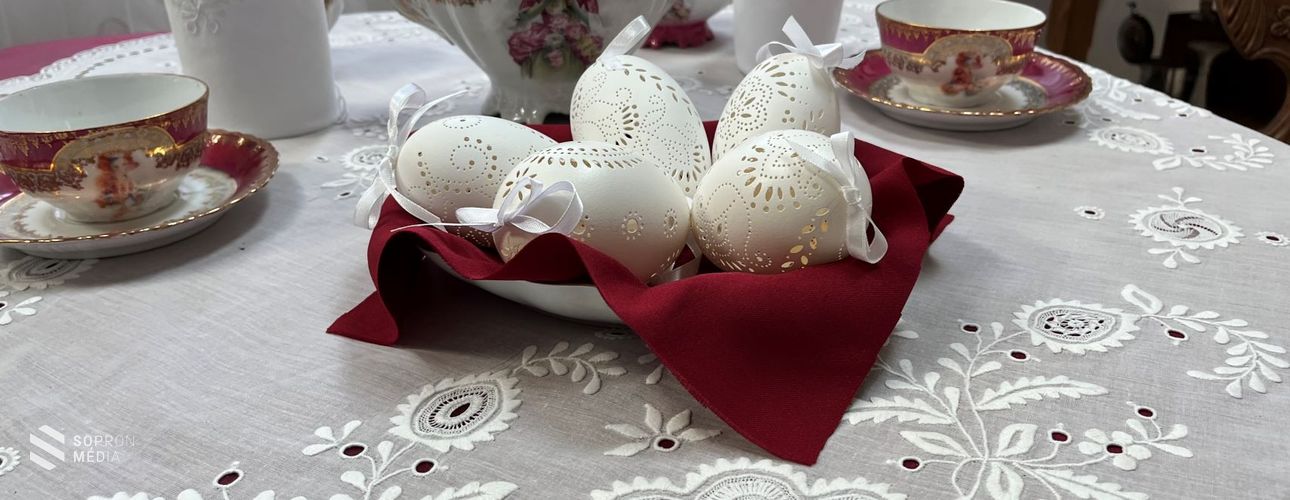 Tavaszköszöntő a Hegykői Csipkeházban