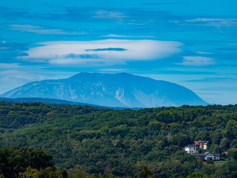 Tudták, hogy a Soproni-hegység Magyarország legidősebb kristályos röghegysége?