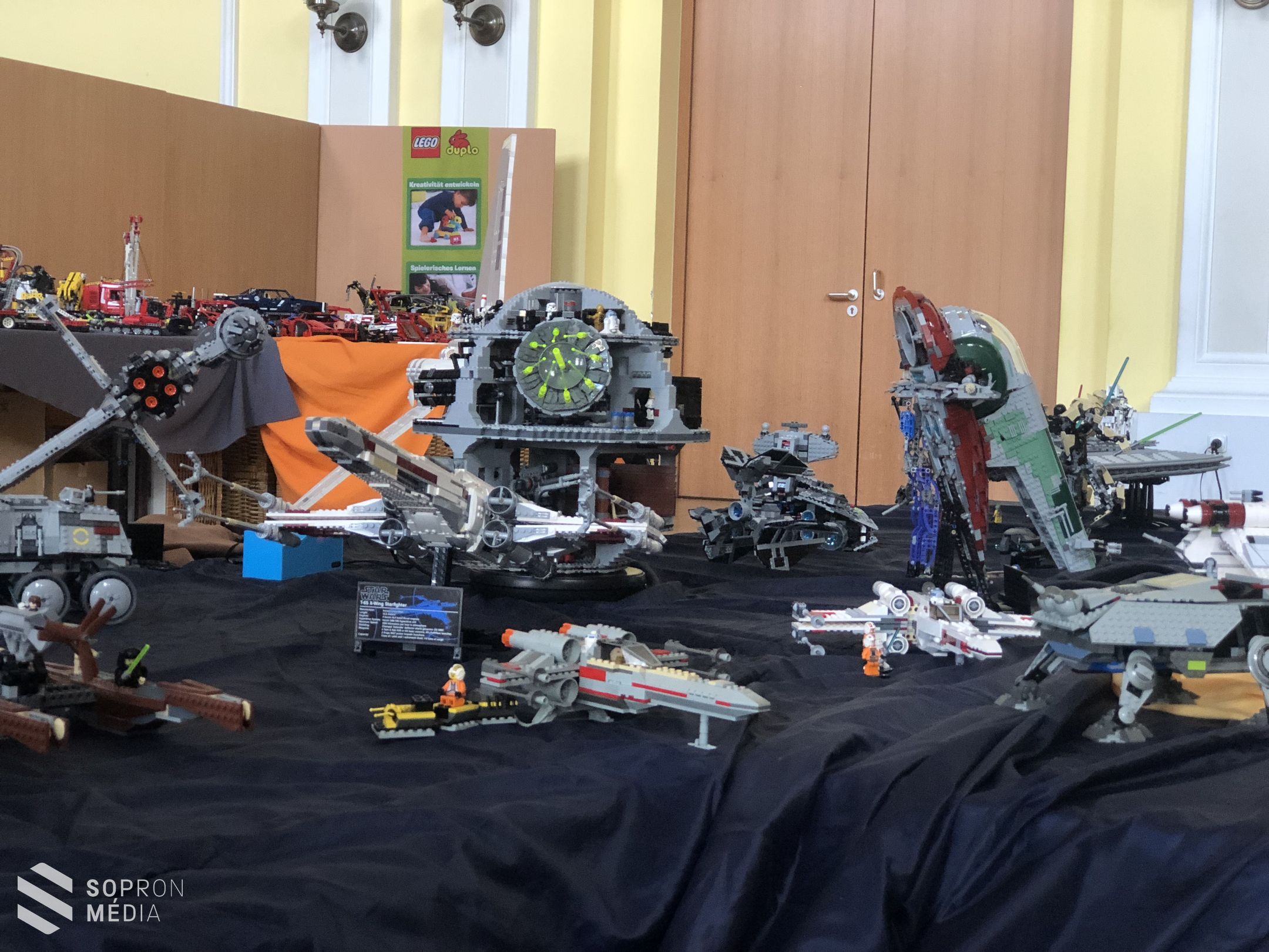 Családi Kockashow - Lego kiállítás a Liszt Központban