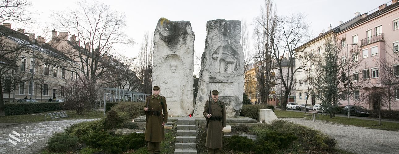 A soproni bombatámadások áldozataira emlékeztek