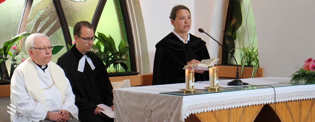 Életvédő istentisztelet a Kórházkápolnában