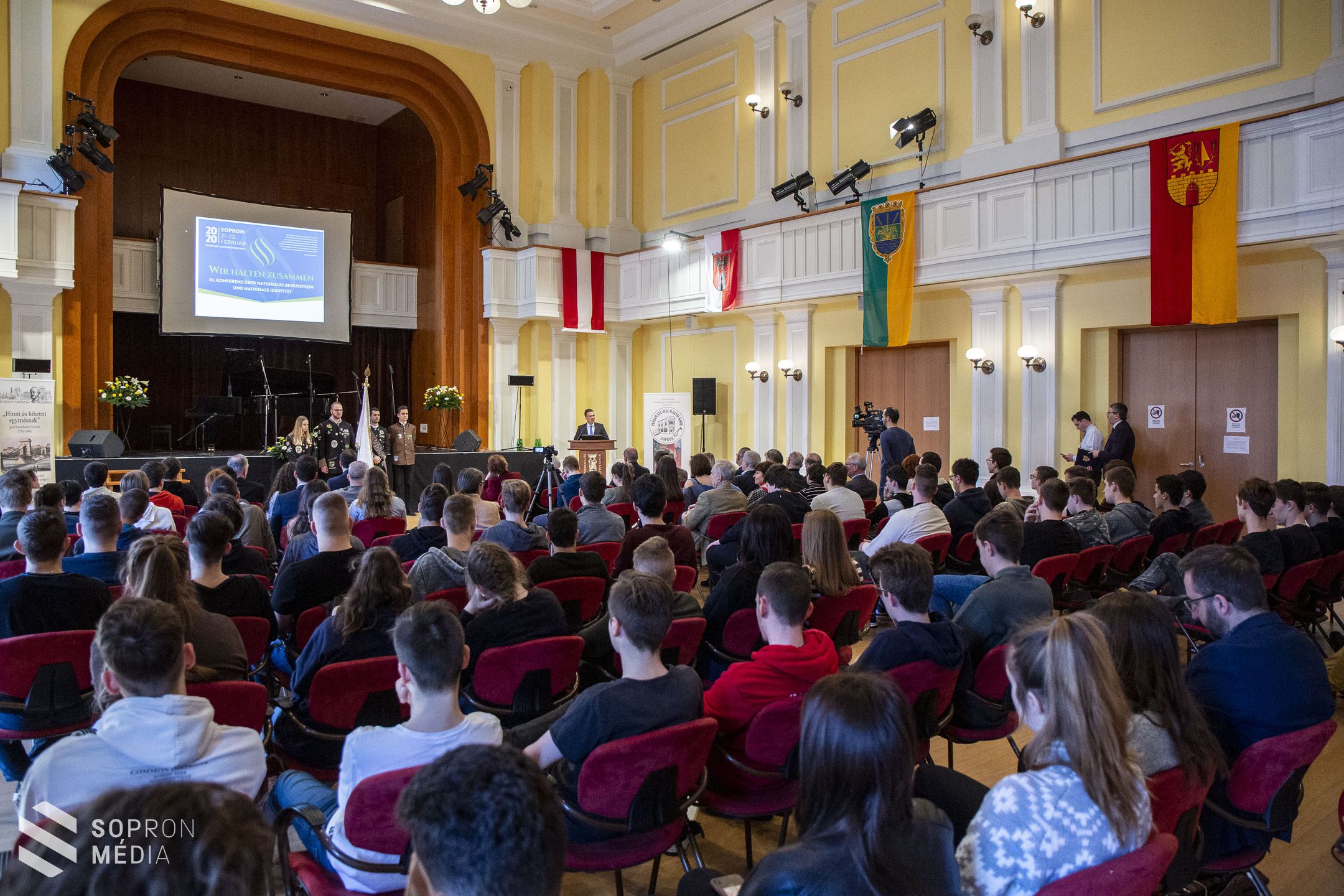 Összetartozunk – nagyszabású konferenciát tartanak Sopronban