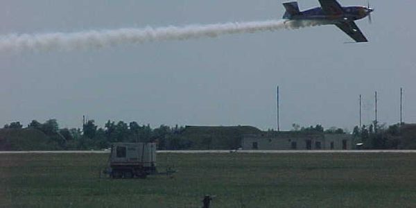 2004. Tests für die erste Red Bull Air Race - Flughafen Tököl