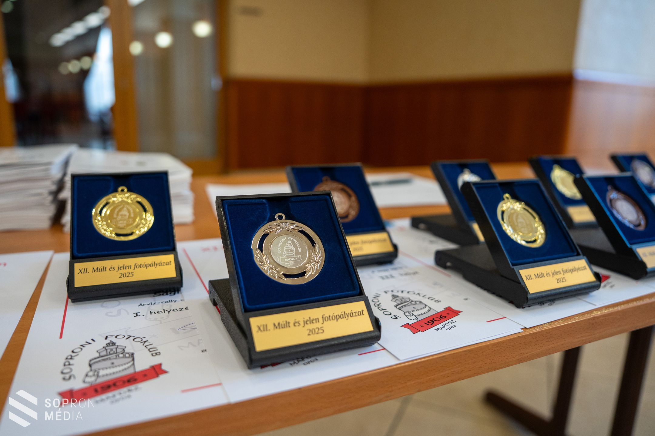 Múlt és jelen - ismét a fotóművészeté volt a főszerep Sopronban