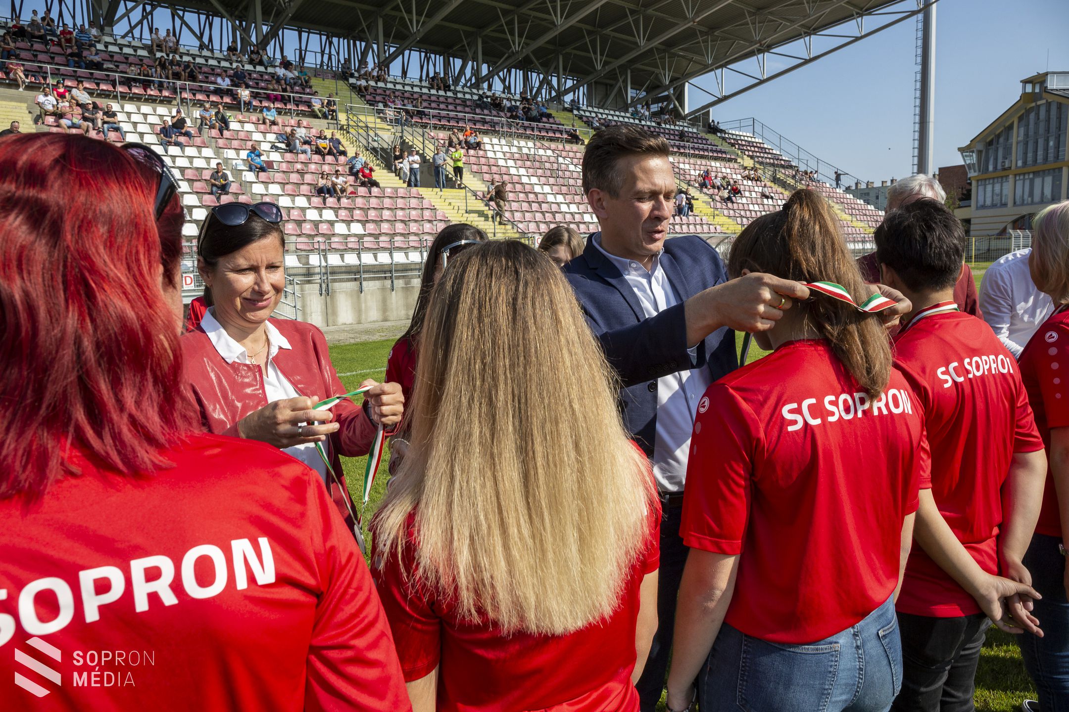 Érmek az SC Sopron női és férfi csapatának