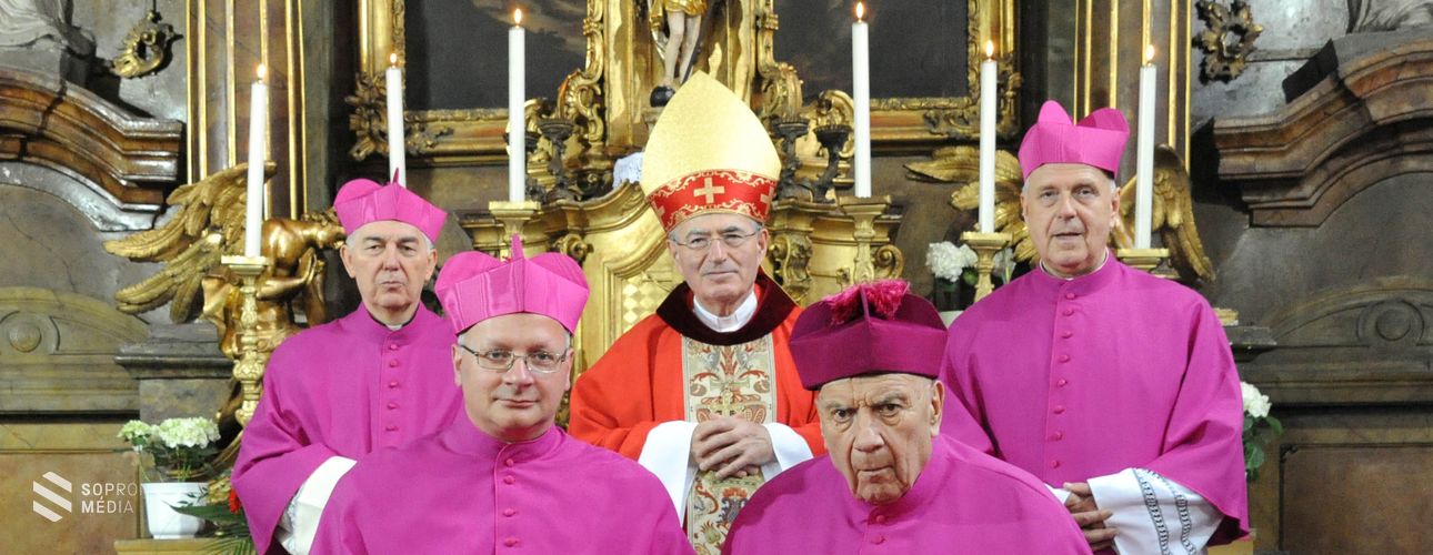 A Szent György-templom búcsúja – új kanonokokkal 