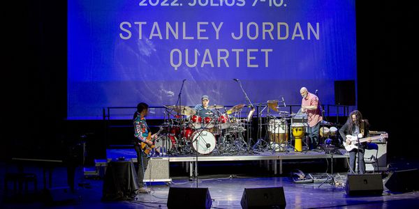 SopronDrum: Stanley Jordan Quartet