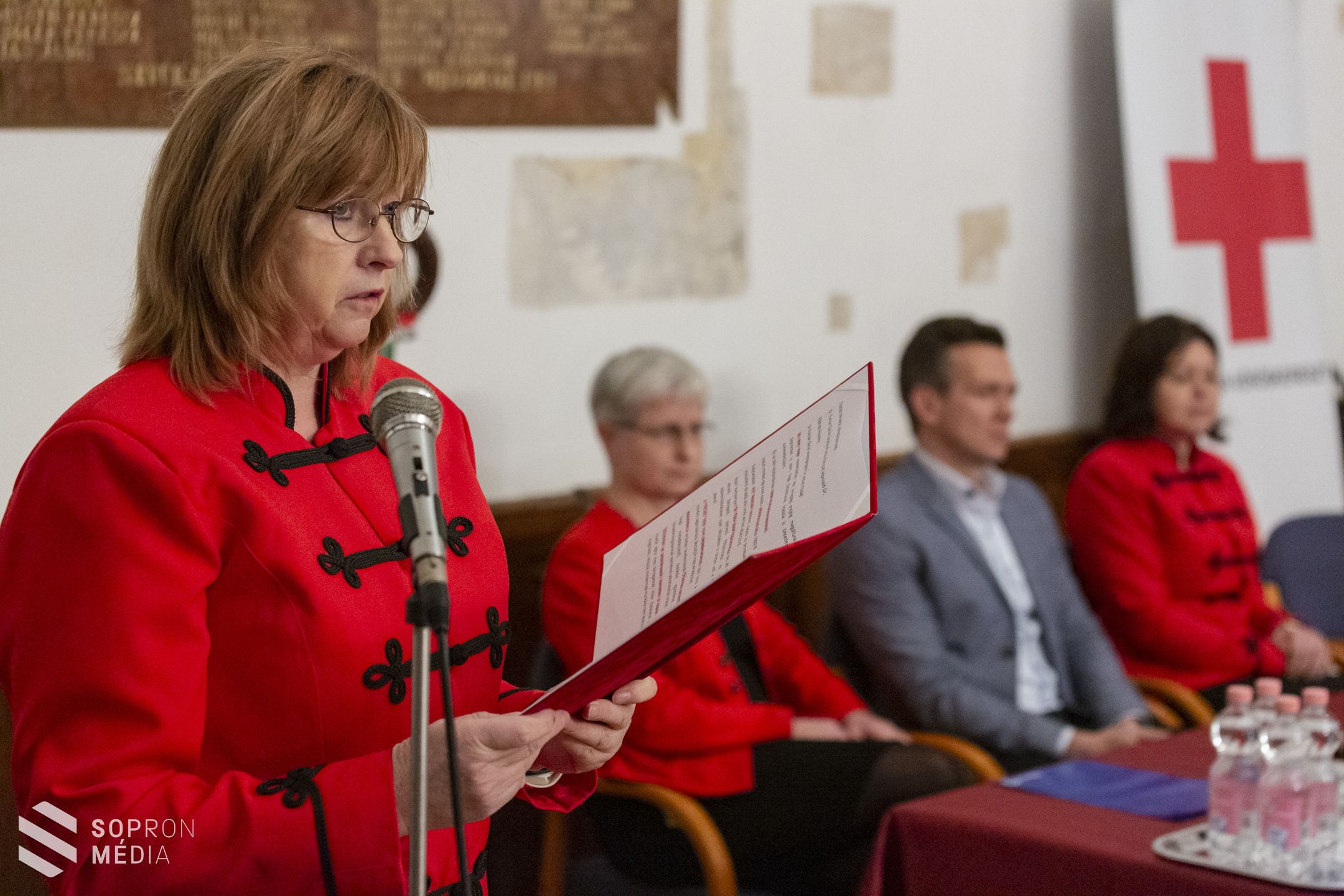 Véradók ünnepe – elismerést kaptak a köztünk élő hősök