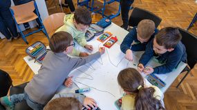 Játékos feladatokkal hívták fel a soproni diákok figyelmét a kézmosás fontosságára