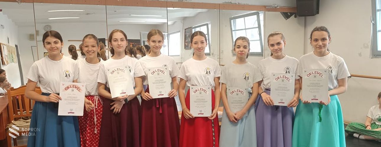 Betáncolták magukat a zsűri szívébe a petőfis tanulók