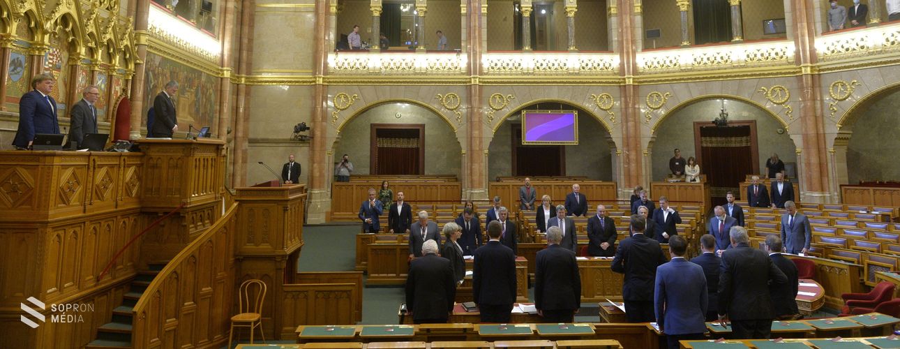 Meghosszabbították a veszélyhelyzetet