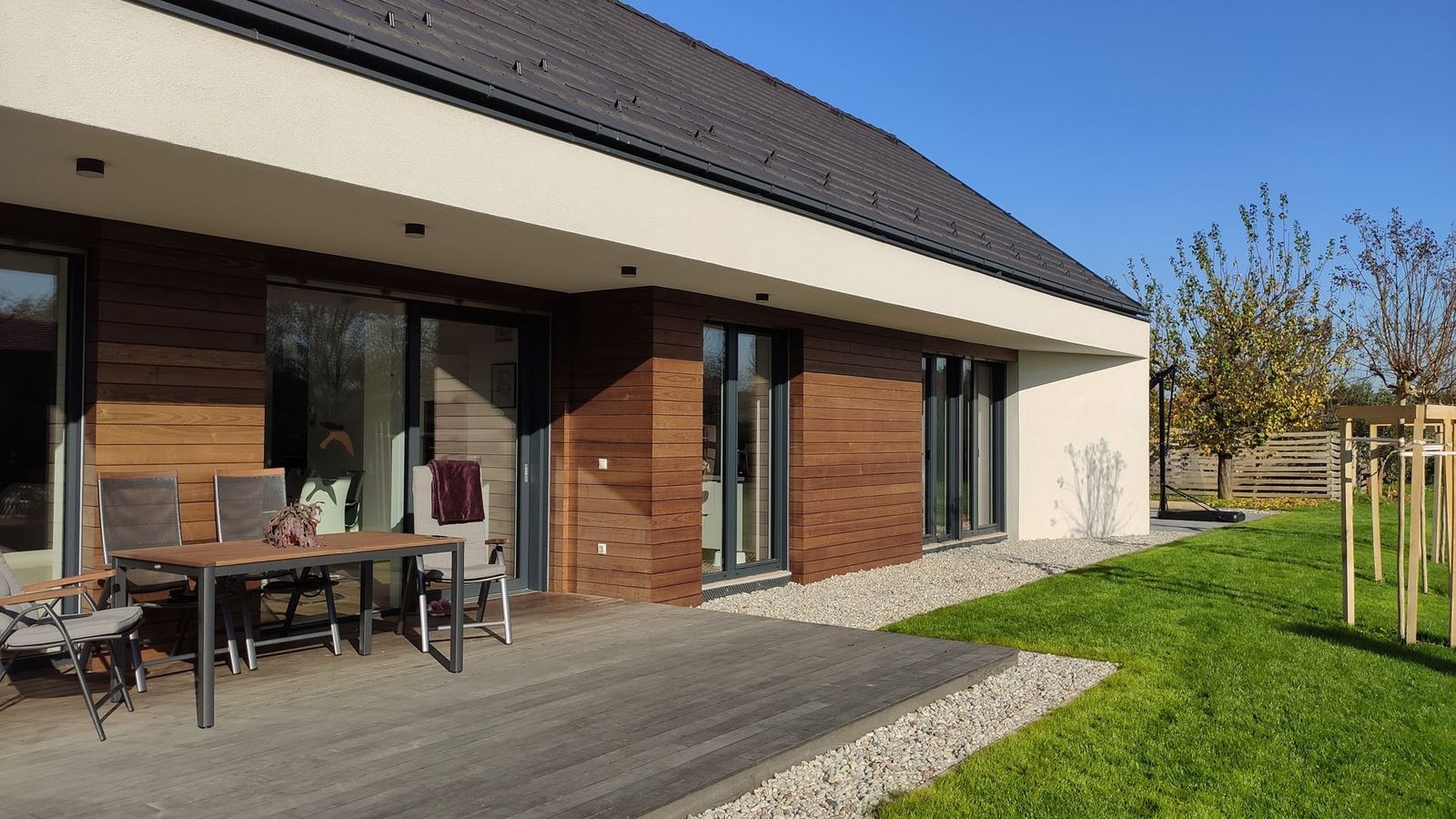 Internorm Város szélén nyugalomban Kapuvár