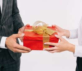 5 indok, miért egyedi reklámajándék a nyerő választás?