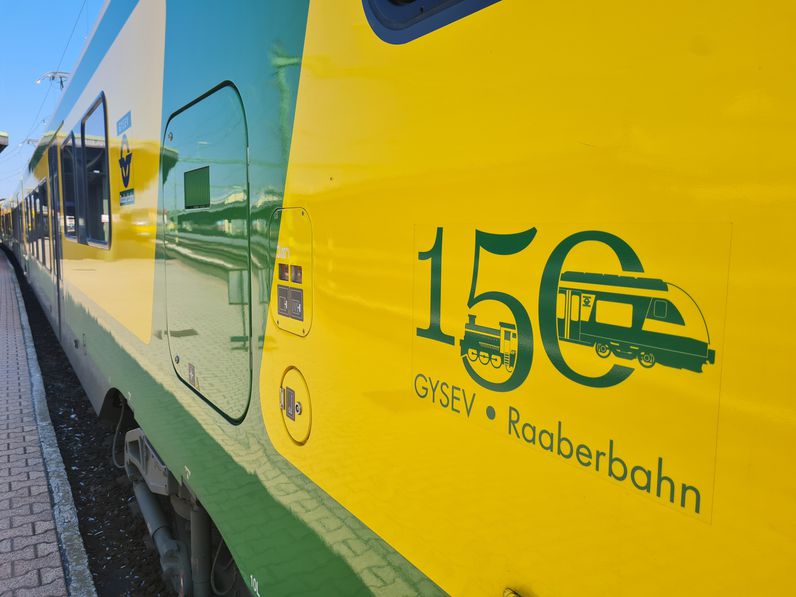 GYSEV150 – jubileumi logók kerültek a vasúttársaság járműveire