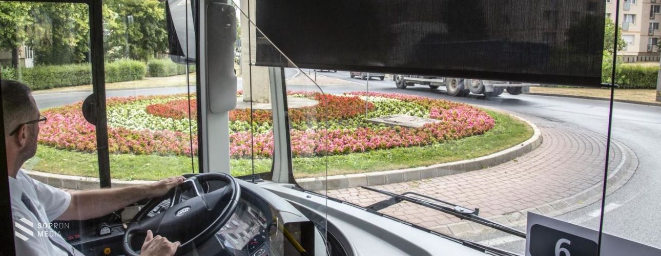 Szenteste és szilveszterkor is módosul Sopronban a helyi járatok közlekedési rendje