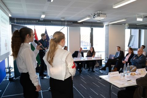 IX. Estöri középdöntő