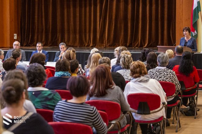 Farkas Andrea, a Soproni Gyógyközpont ápolási igazgatója