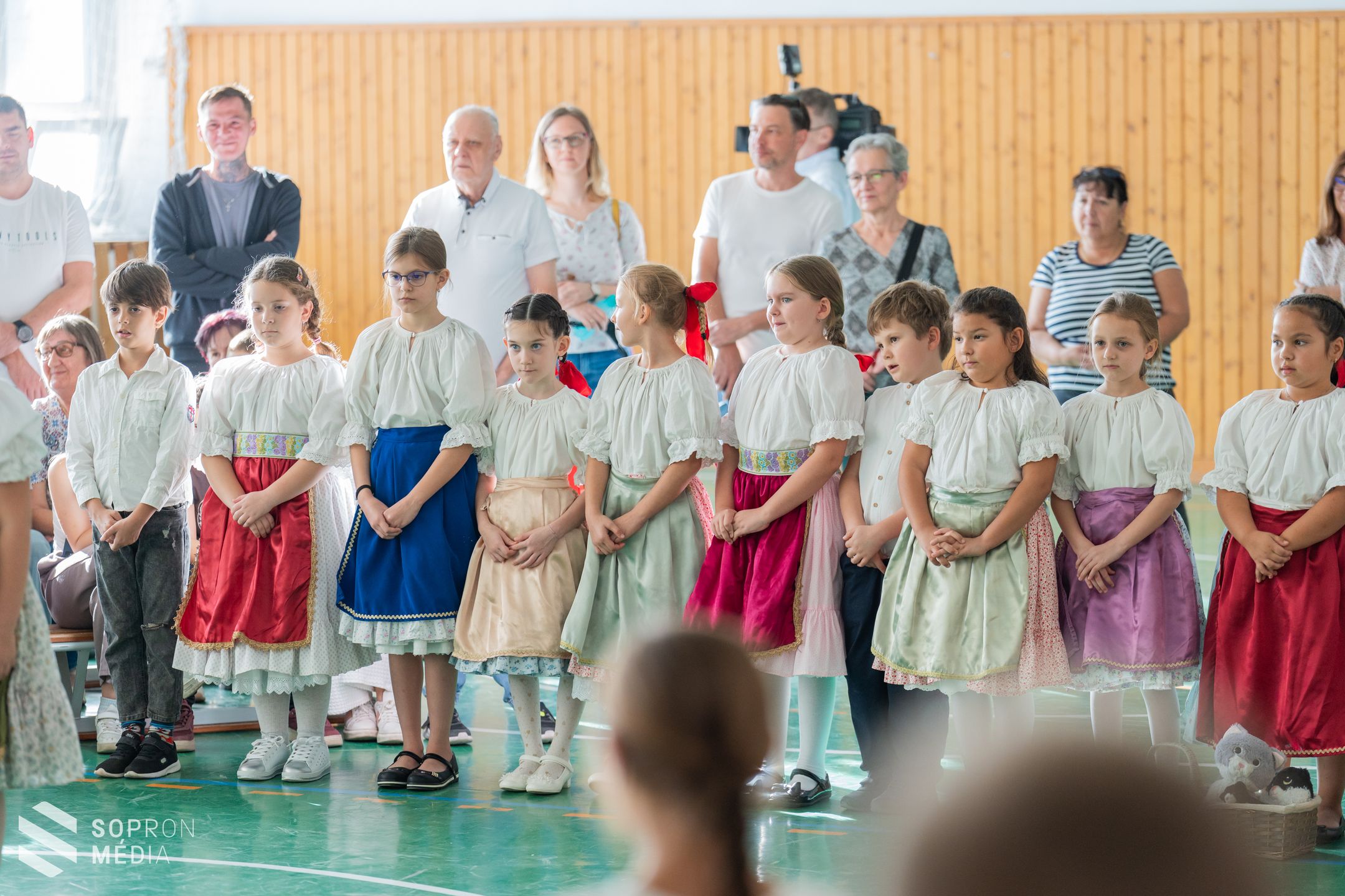 Mihály-napi kavalkád a Deák Téri Általános Iskolában