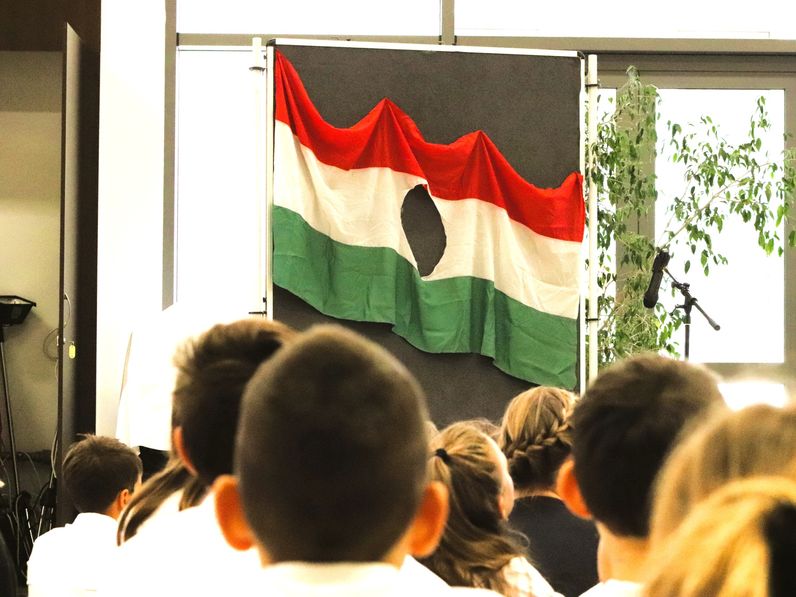 Az 1956-os forradalomról és szabadságharcról emlékeztek meg a hunyadis diákok