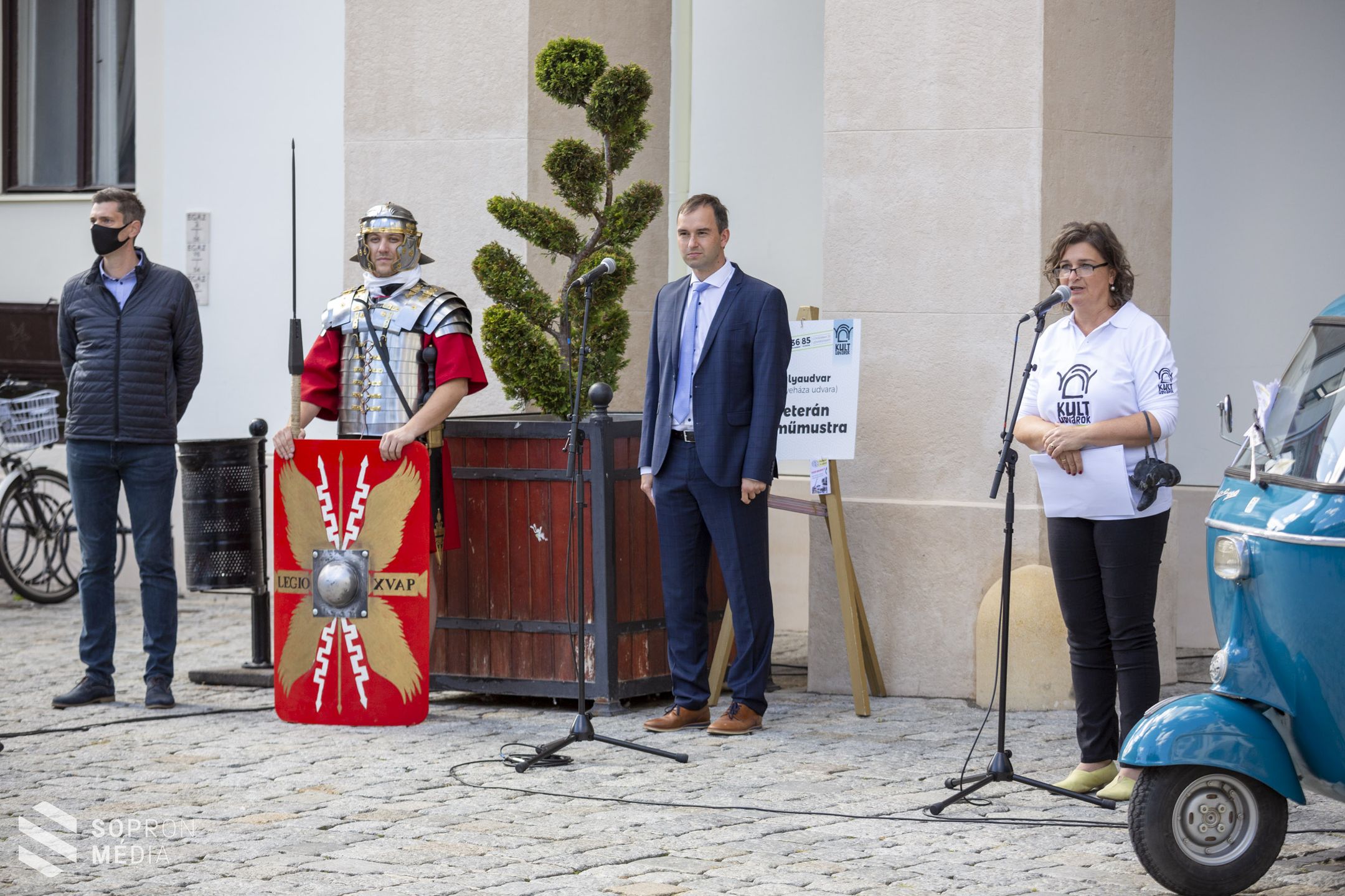 KultUdvarok a belvárosban vasárnap délután-GALÉRIÁVAL