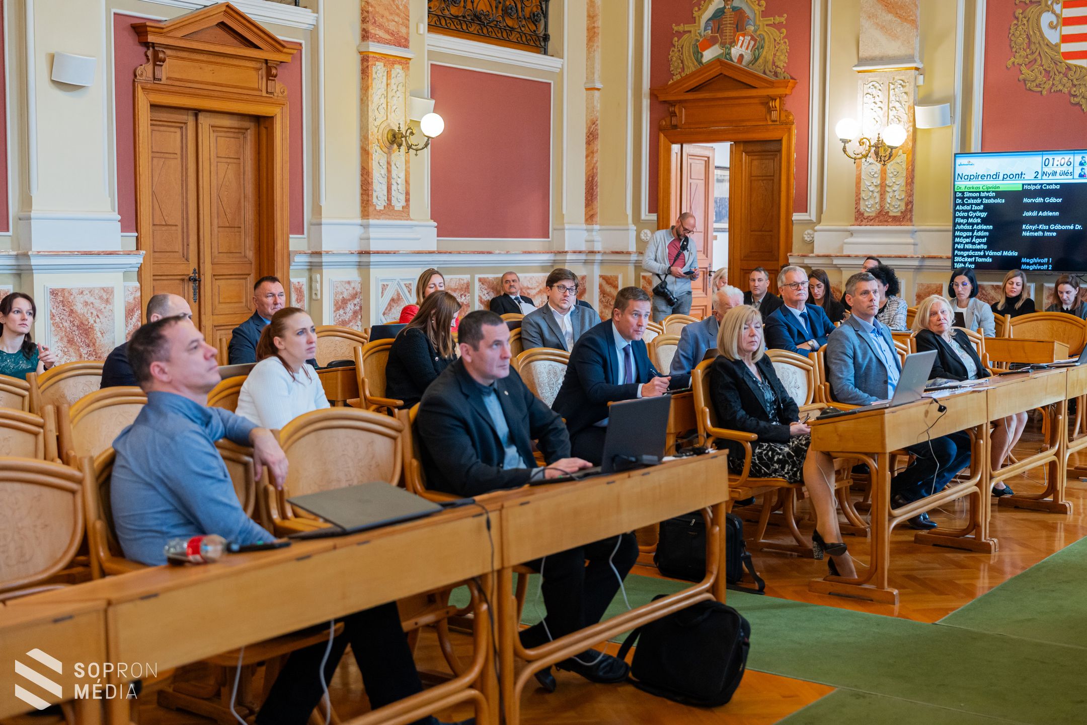 Döntött a Hűség napi kitüntetésekről a soproni közgyűlés