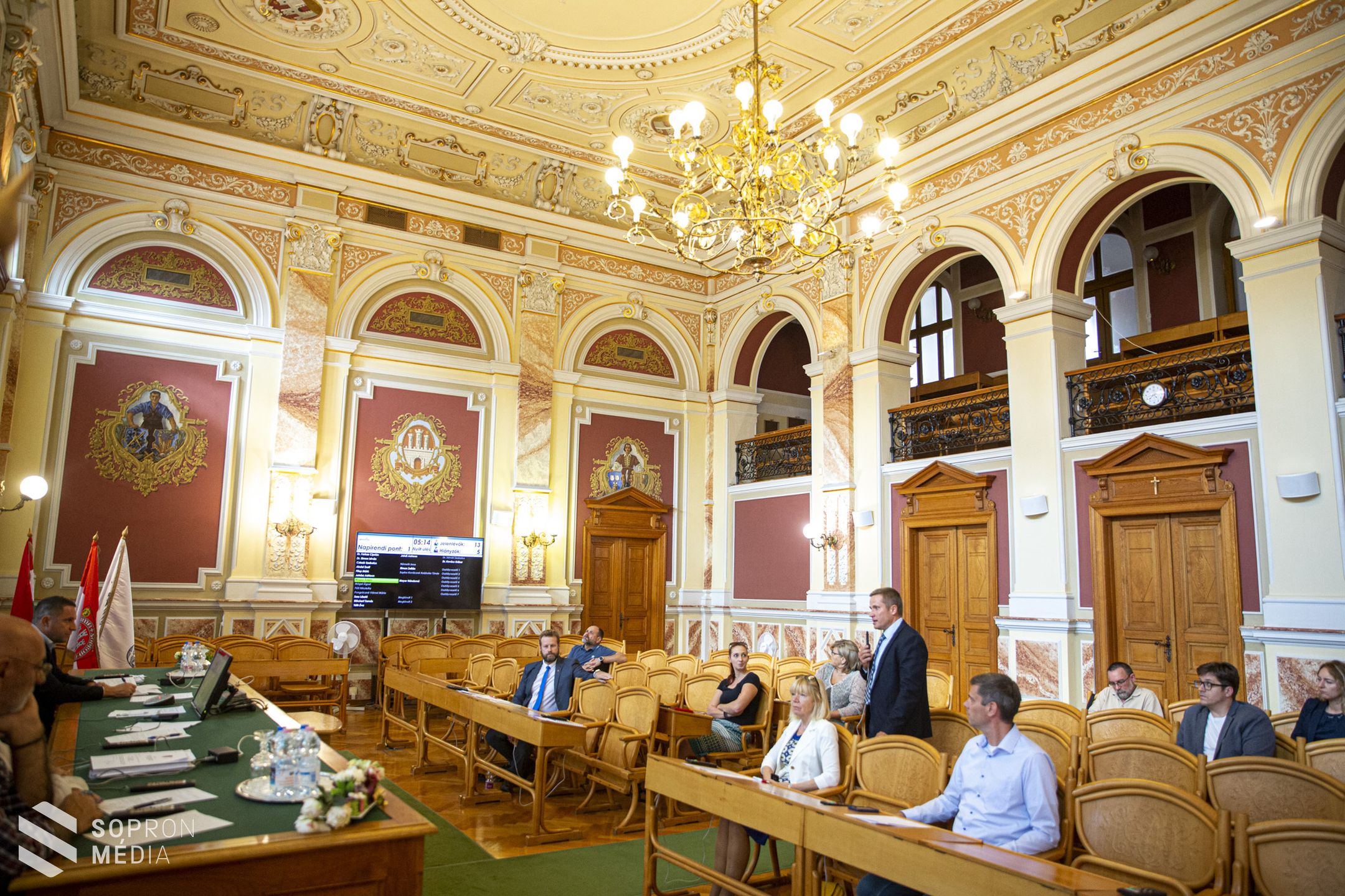 Rendkívüli közgyűlés