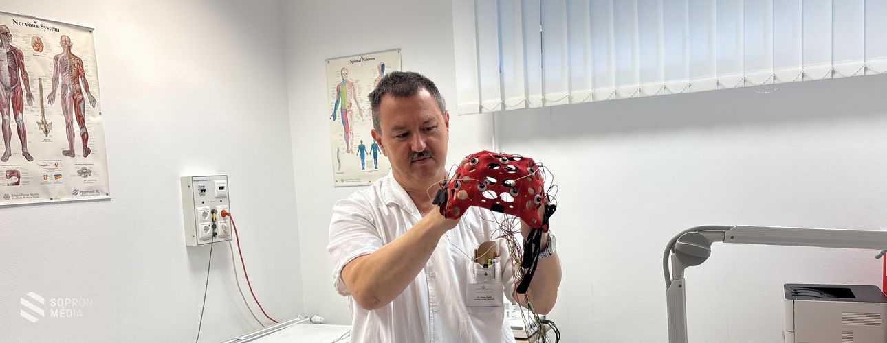 Új mérföldkő a Soproni Gyógyközpontban: 5 milliós hordozható EEG készülék segíti a betegellátást